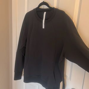 NWTs Lululemon Scuba Crew Neck